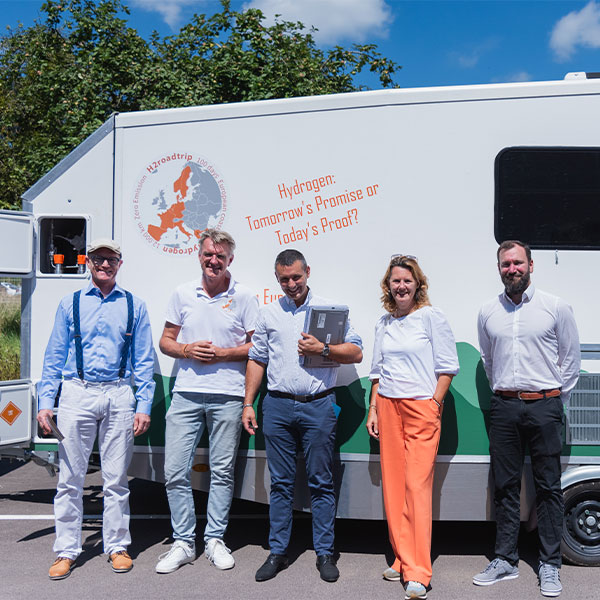 Welcoming H2Roadtrip in Rotarex Headquarters Welcoming H2Roadtrip in Rotarex Headquarters